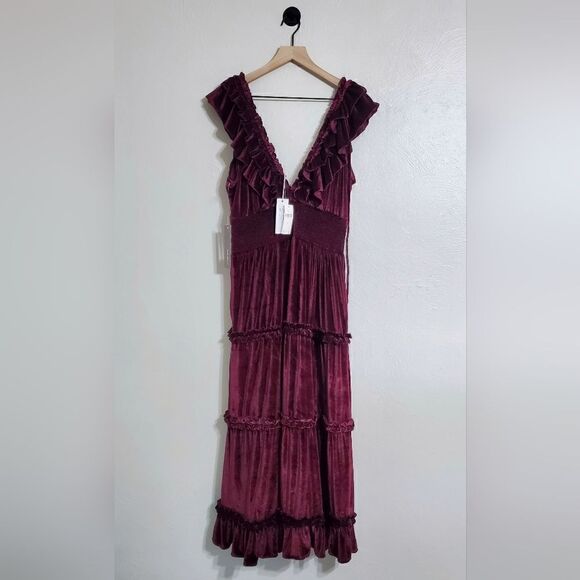 Love the Label Azalea Velvet Ruffled Tiered V-Neck Midi Dress Size Large NWT - Picture 10 of 11